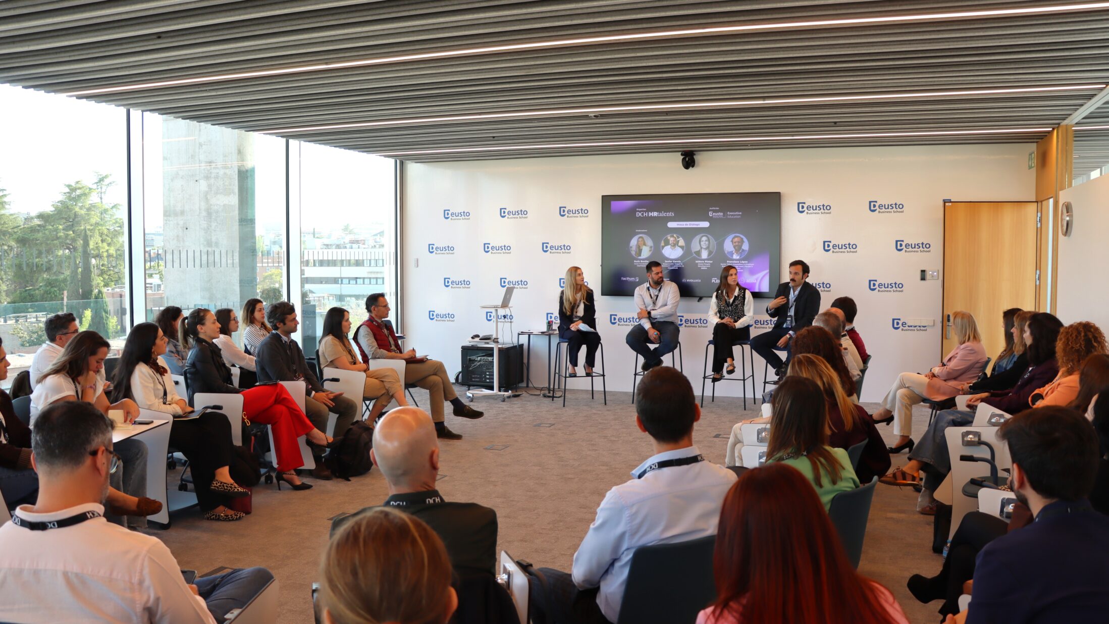 Diversidad Generacional + Agéntica